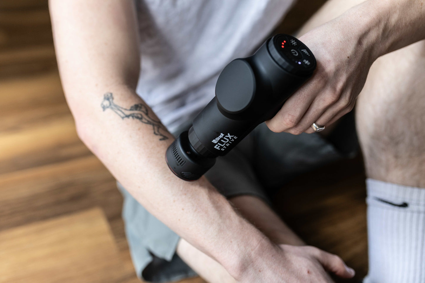 Strapit STRIVE Massage Gun - including carry case